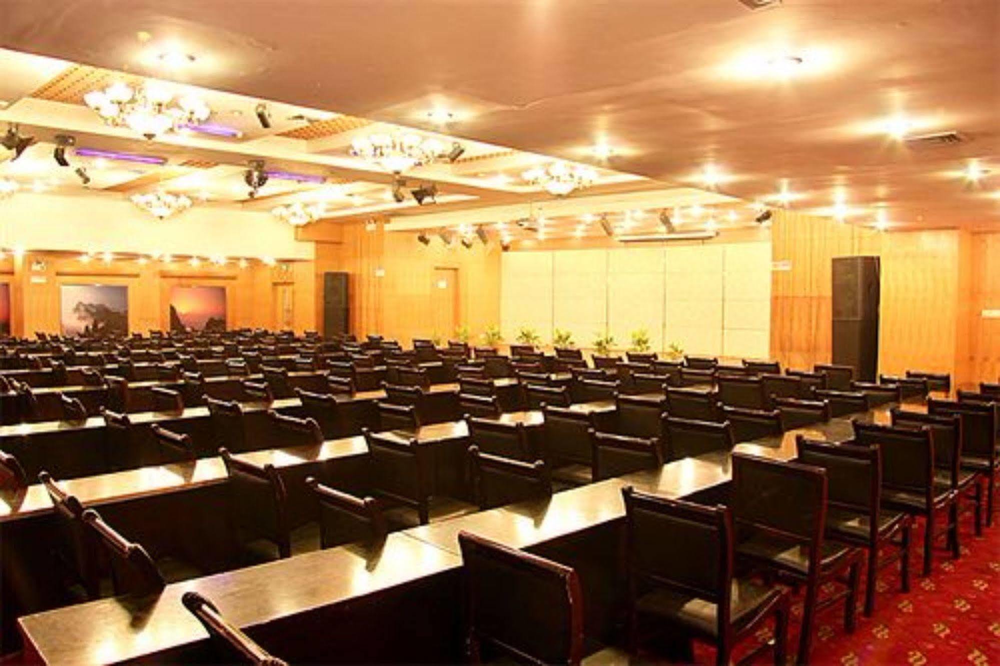 Canaan International Hotel Xi'An Сиан Екстериор снимка