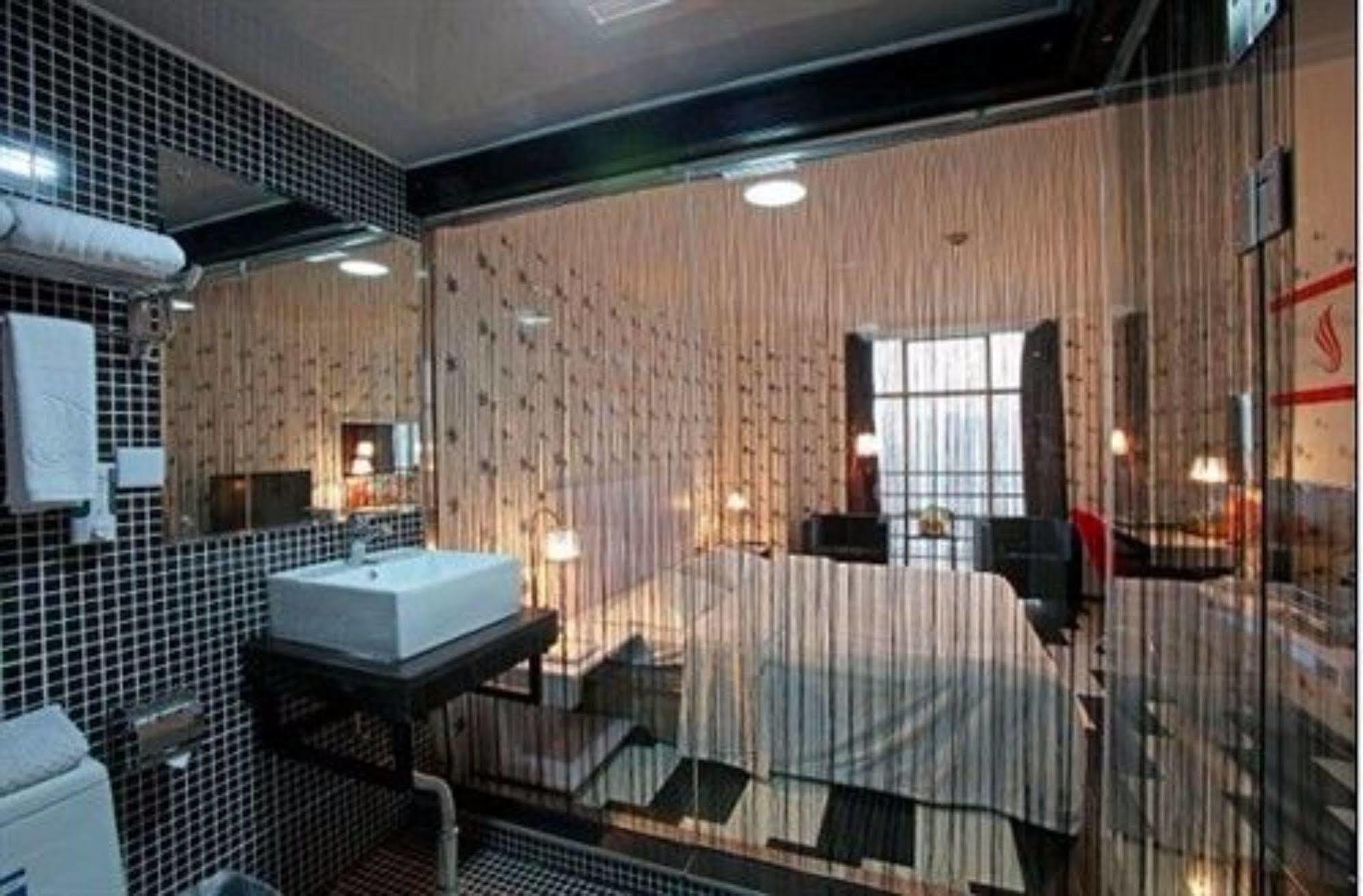 Canaan International Hotel Xi'An Сиан Екстериор снимка